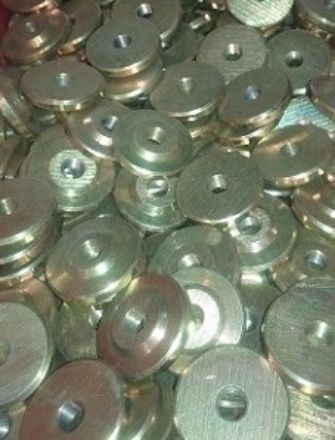 تصویر  پولک گریس خور اکسل لیفتراک سهند