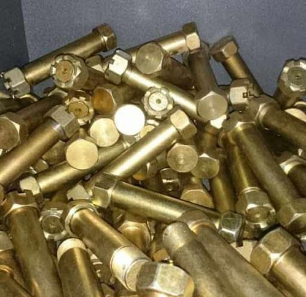 تصویر  پیچ و مهره بوش  مندل لیفتراک سهند