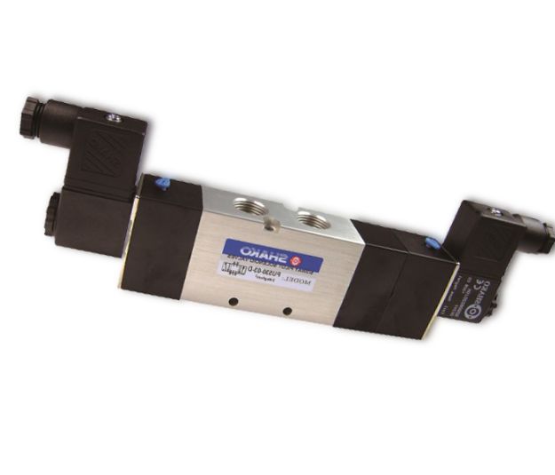 تصویر  شیر پنوماتیک دو بوبین 5/3 سایز 1/4 اینچ با مشخصه PU530-02D شاکو